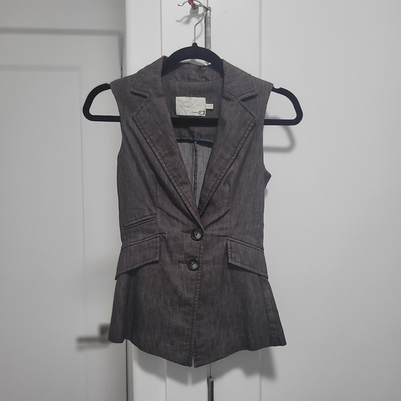 Dynamite Vest - Picture 5 of 6